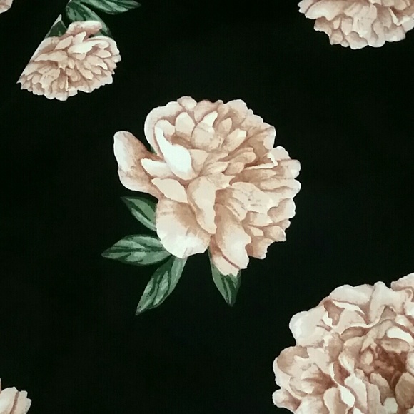 ♡HP♡ Midi Dress Floral Escape Black Small S - Picture 3 of 3
